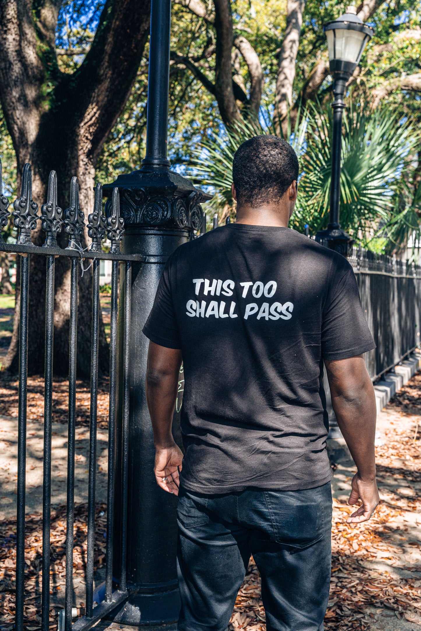 THIS TOO SHALL PASS TEE (BLACK / WHITE)